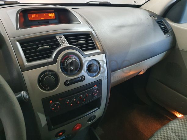 Renault Mégane · Ano 2005