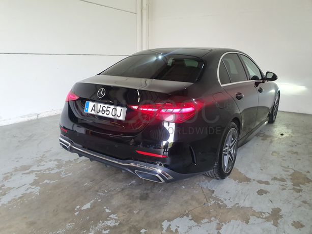 Mercedes-Benz C300 D AMG · Ano 2021