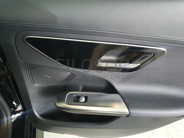 Mercedes-Benz C300 D AMG · Ano 2021