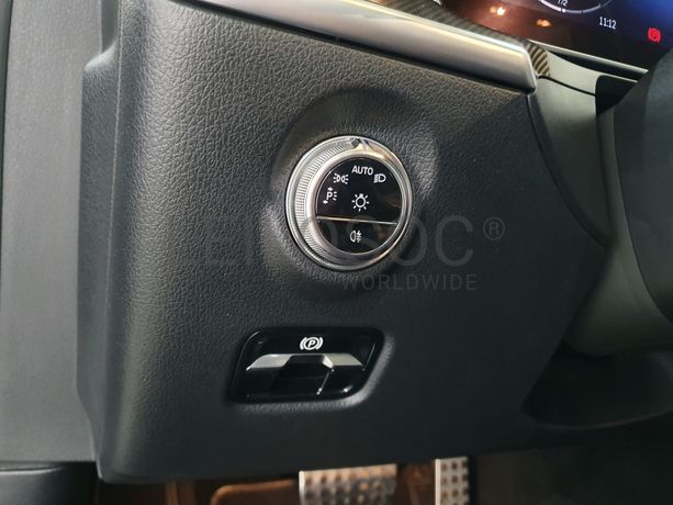 Mercedes-Benz C300 D AMG · Ano 2021