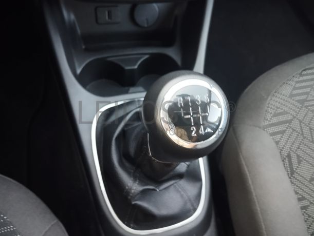 Opel Corsa 1.2 · Ano 2018