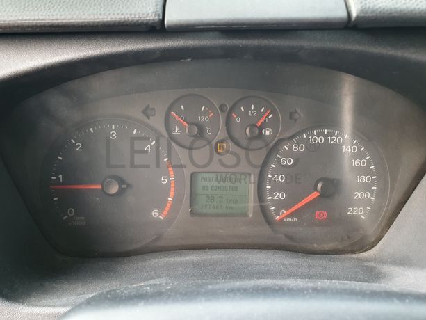 Ford Transit · Ano 2009