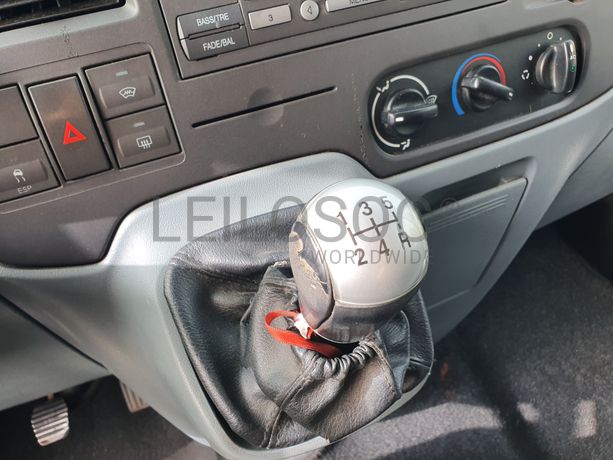 Ford Transit · Ano 2009