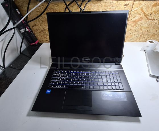 Portátil Gigabyte G7 GD Gaming
