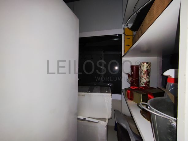 Vinhos e Bebidas diversas · Equipamentos · Mobiliário · Diversos