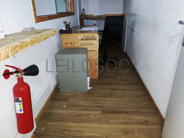 Vinhos e Bebidas diversas · Equipamentos · Mobiliário · Diversos