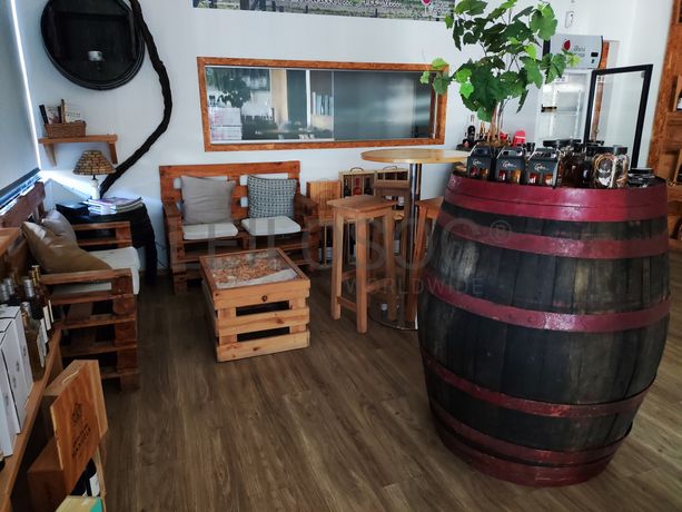 Vinhos e Bebidas diversas · Equipamentos · Mobiliário · Diversos