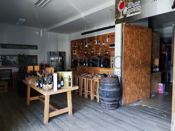 Vinhos e Bebidas diversas · Equipamentos · Mobiliário · Diversos