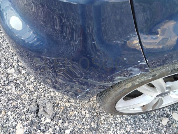 Volkswagen Golf 1.6 TDI · Ano 2012