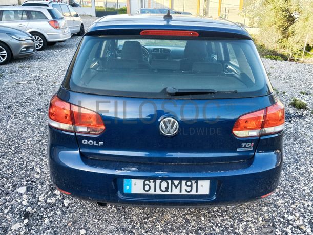 Volkswagen Golf 1.6 TDI · Ano 2012