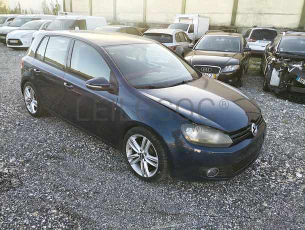 Volkswagen Golf 1.6 TDI · Ano 2012