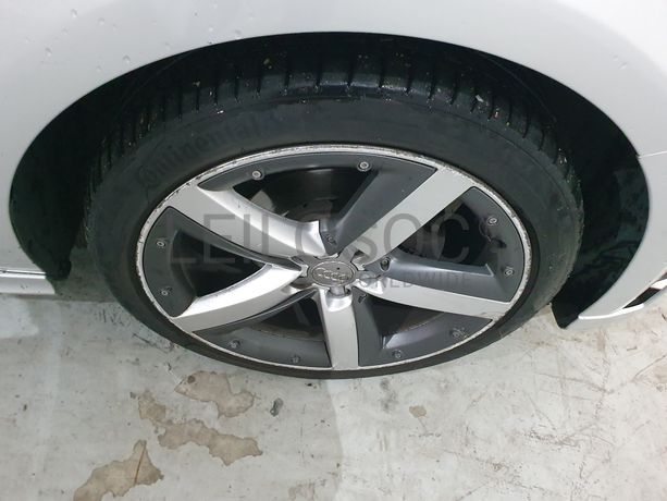 Audi A1 1.6 Tdi Sline · Ano 2013