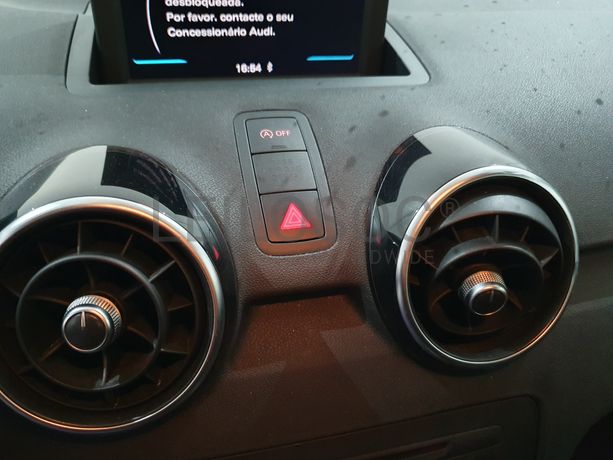 Audi A1 1.6 Tdi Sline · Ano 2013