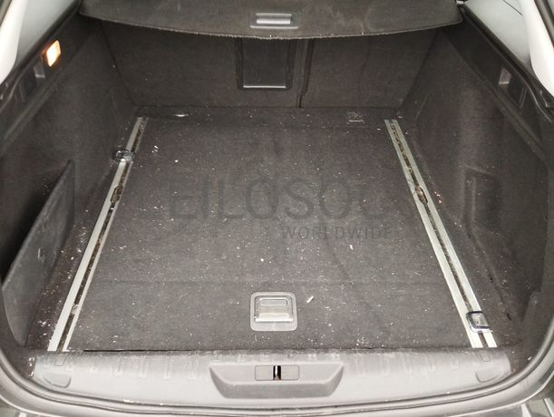 Peugeot 308 · Ano 2015