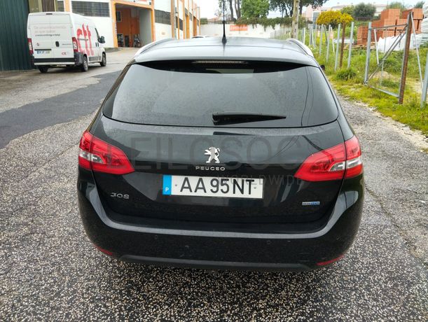 Peugeot 308 · Ano 2015
