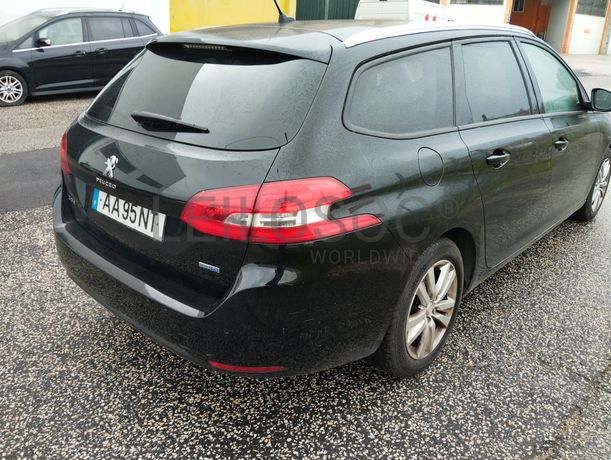 Peugeot 308 · Ano 2015