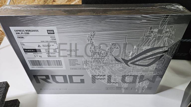 Portátil Asus ROG FLOW Z13 GZ301ZE / Tablet Gaming