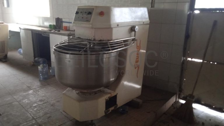 Amassadeira industrial Felino SF05 · Ano 2012