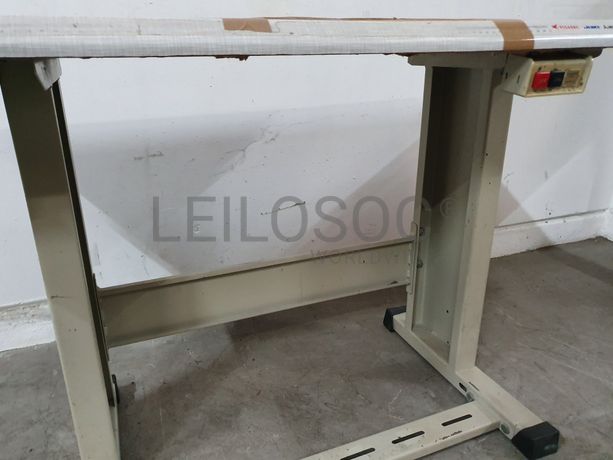 Máquinas de Costura · Acessórios · Equipamentos