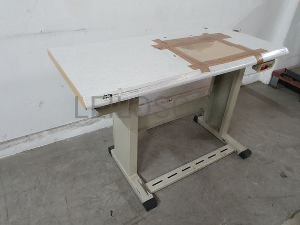 Máquinas de Costura · Acessórios · Equipamentos