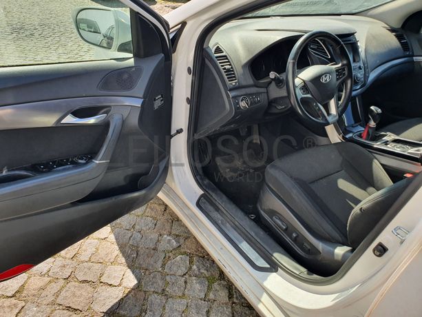 Hyundai i40 · Ano 2011