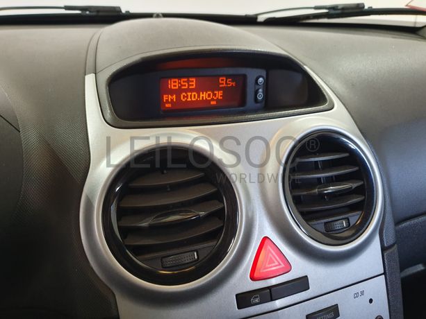 Opel Corsa · Ano 2012