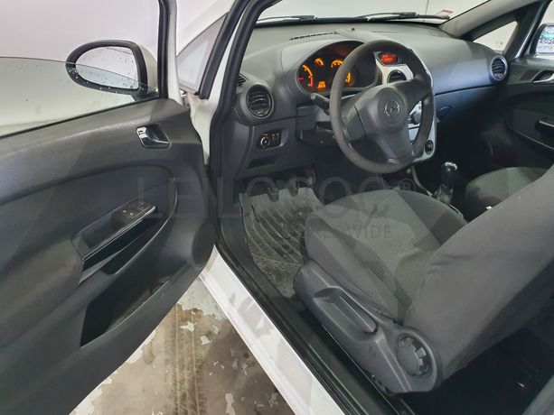 Opel Corsa · Ano 2012