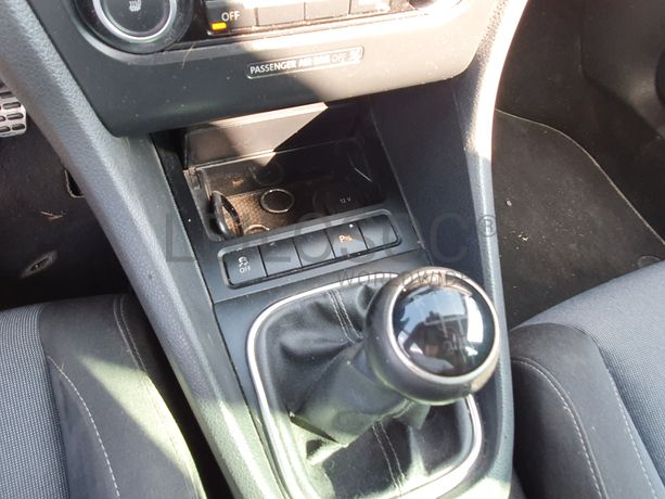 Volkswagen Golf · Ano 2011