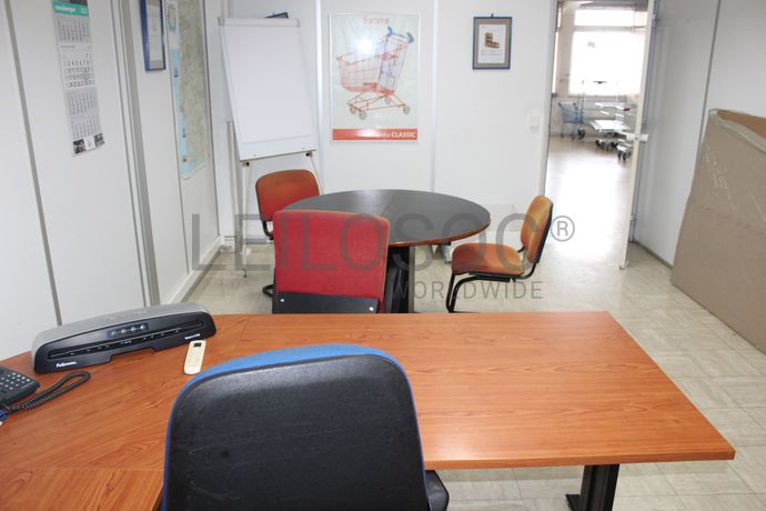 Equipamento de Escritório · Gabinete Médico · Balneário · Diversos