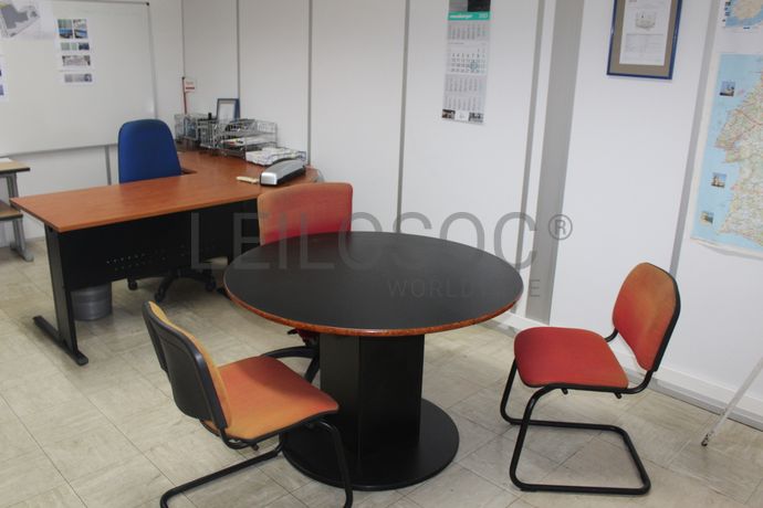 Equipamento de Escritório · Gabinete Médico · Balneário · Diversos