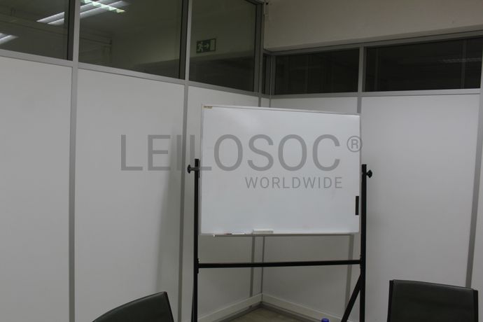 Equipamento de Escritório · Gabinete Médico · Balneário · Diversos