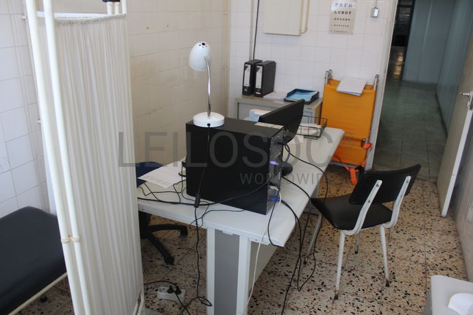 Equipamento de Escritório · Gabinete Médico · Balneário · Diversos