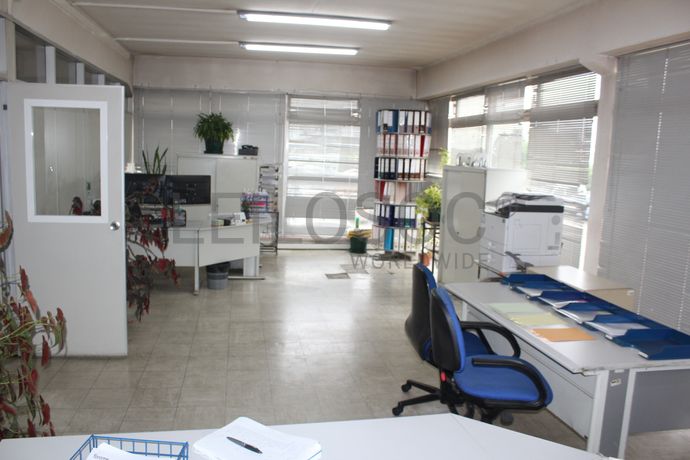 Equipamento de Escritório · Gabinete Médico · Balneário · Diversos