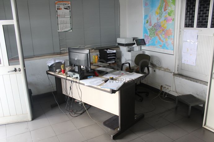 Equipamento de Escritório · Gabinete Médico · Balneário · Diversos