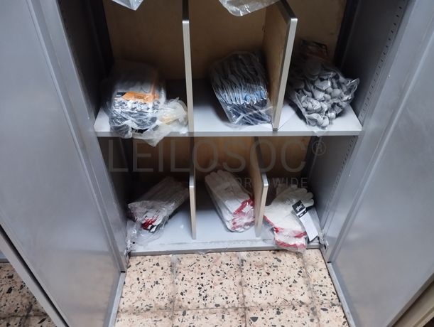 Acessórios de Cobre · Equipamento de Escritório · Diversos