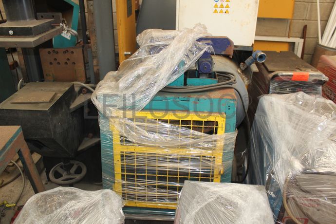 Estantaria · Maquinaria · Diversos