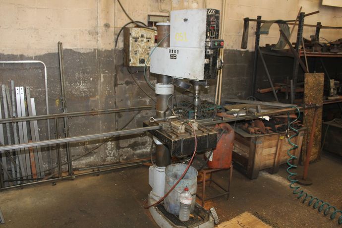 Engenho de Furar de Coluna