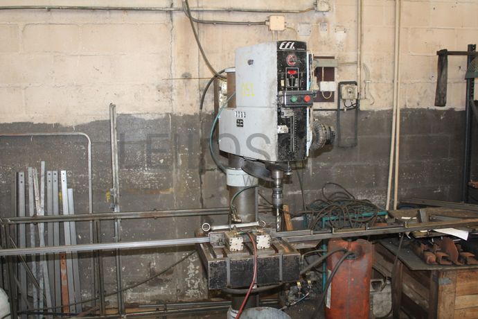 Engenho de Furar de Coluna