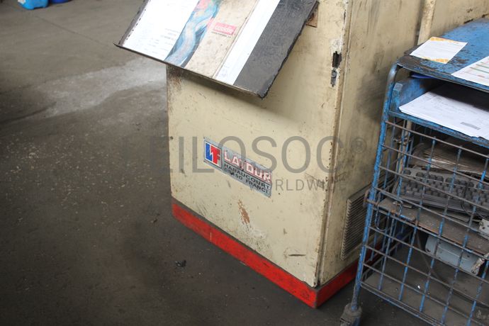 Máquina de Vincar CNC