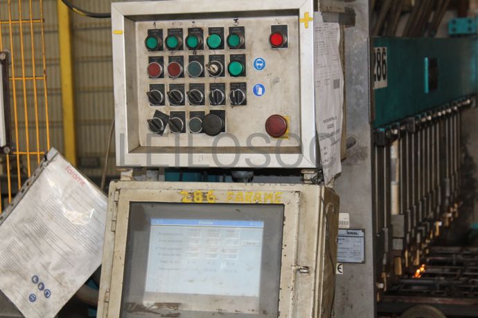 Máquina de Soldar Painéis