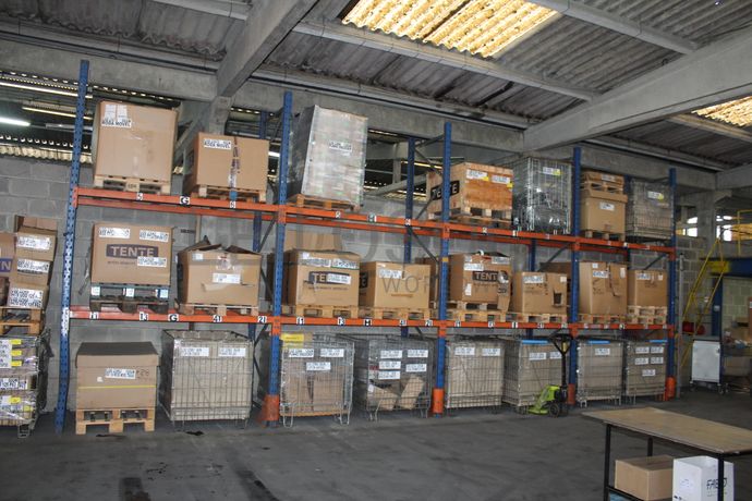 Stock de Peças e Acessórios · Monta Cargas · Porta Paletes · Diversos