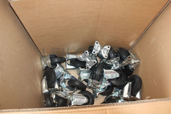 Stock de Peças e Acessórios · Monta Cargas · Porta Paletes · Diversos