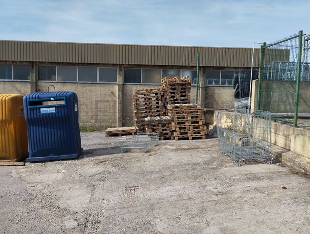 Linha de Desengorduramento · Pórticos com Guinchos · Serra de Disco · Depósito · Caixas Metálicas · Diversos