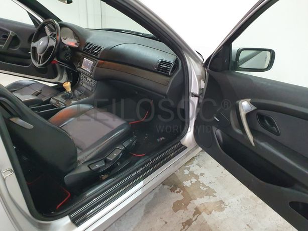 BMW 320D Compact · Ano 2001