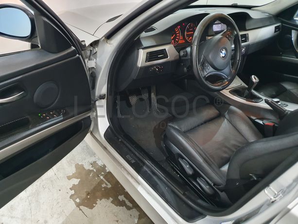 BMW 318D · Ano 2008