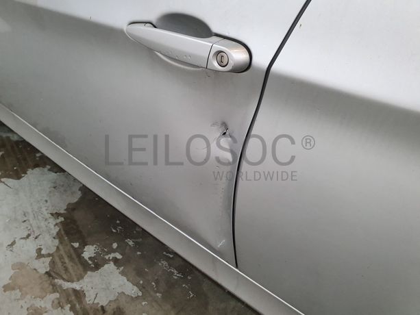 BMW 318D · Ano 2008