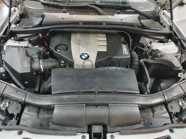 BMW 318D · Ano 2008