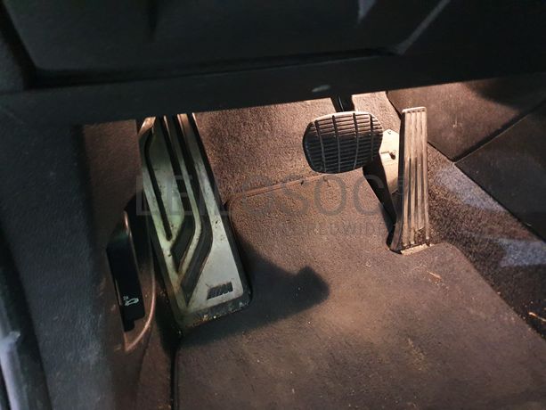 BMW 225 XE · Ano 2017