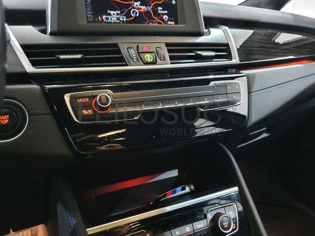 BMW 225 XE · Ano 2017