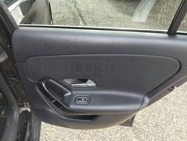 Mercedes-Benz A 180D · Ano 2019